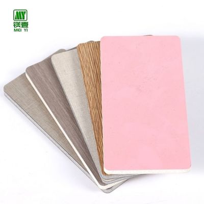Placas de parede laminadas de MgO coloridas para interiores contemporâneos